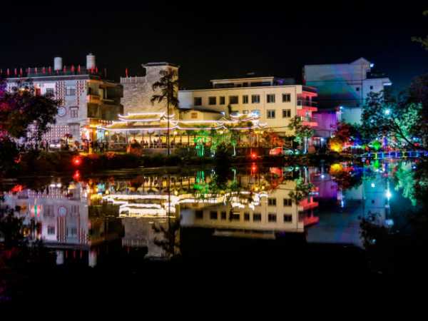 广西百色乐里河水变清，群众用水安全得到保障