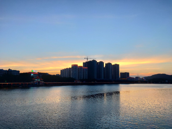 中国环境报评论：“免罚轻罚”为何变成了“重罚”？