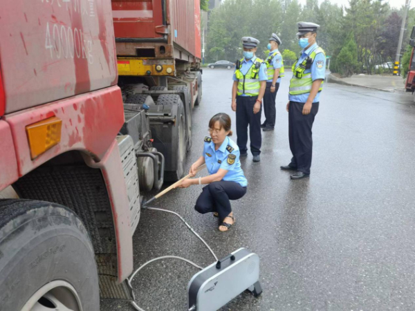 潍坊以“三个功夫”向尾气污染宣战
