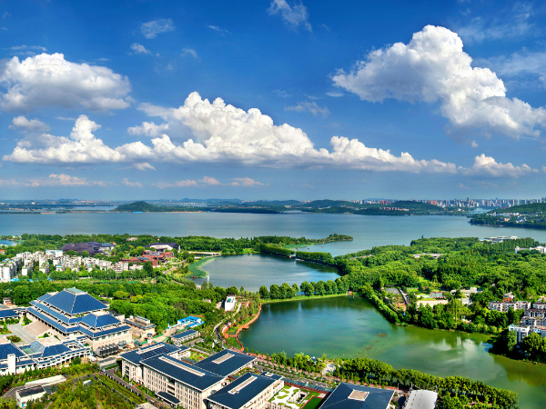 贵州西部大开发闯新路，最高检出台意见