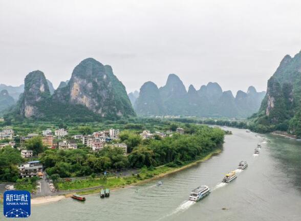 周家斌：像守护生命一样守护一江绿水、两岸青山