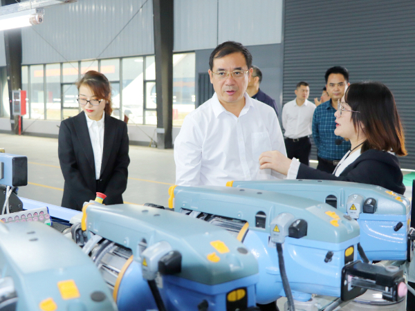 广西壮族自治区生态环境厅厅长陈亮深入来宾四县市调研