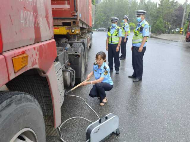 潍坊以“三个功夫”向尾气污染宣战 潍坊以“三个功夫”向尾气污染宣战