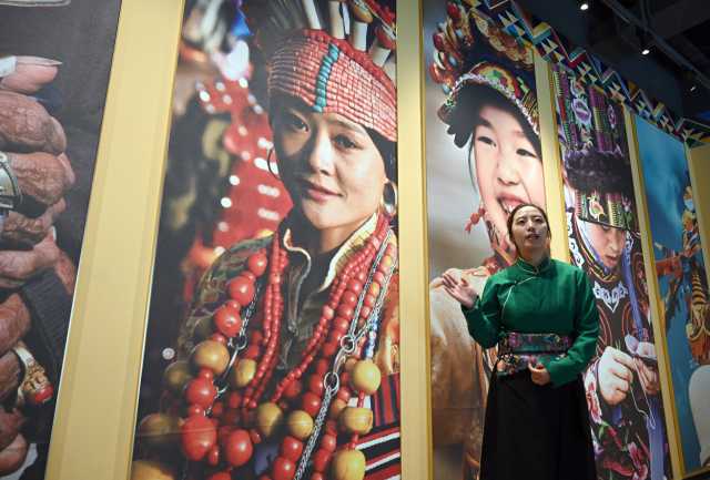 四川九寨沟擦亮绿色发展新名片