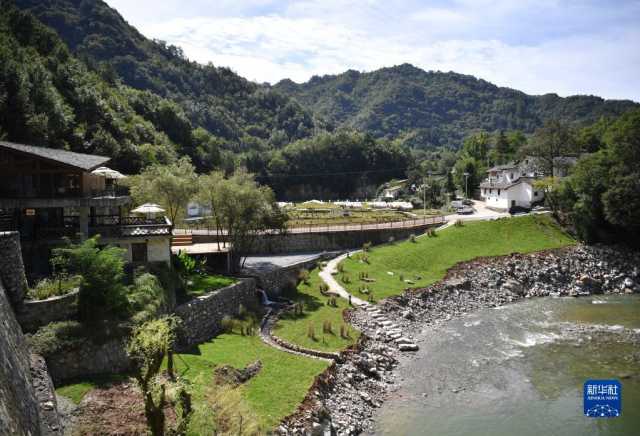 新华全媒+丨陕西宁陕：守护秦岭绿色 建设多彩田园