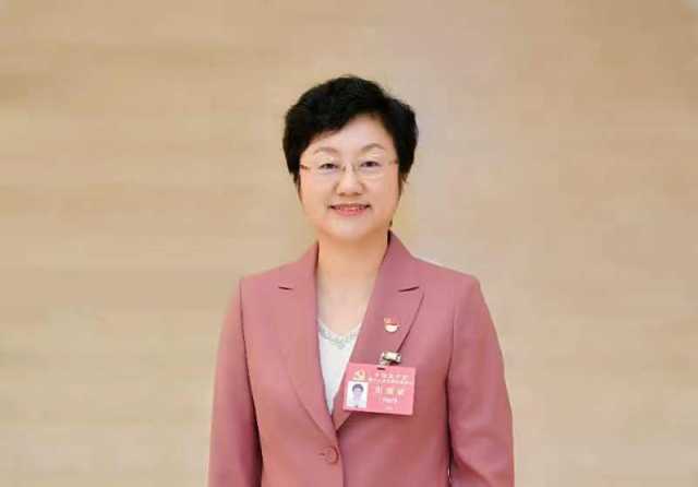 二十大代表风采丨李晓华:打造环保教育的“黄埔军校” 二十大代表风采丨李晓华:打造环保教育的“黄埔军校”