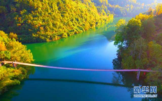 【“飞阅”中国】初冬湖北唐崖河 满屏浪漫诗意