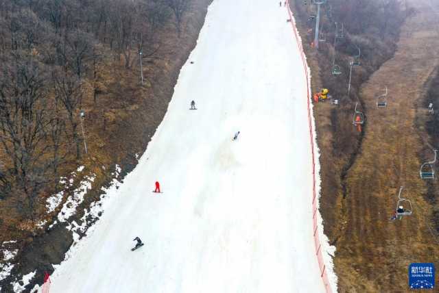 新华全媒+丨吉林：新雪季“开板”