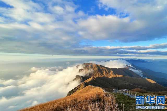 【“飞阅”中国】江西武功山：云海缥缈 灿若图绣